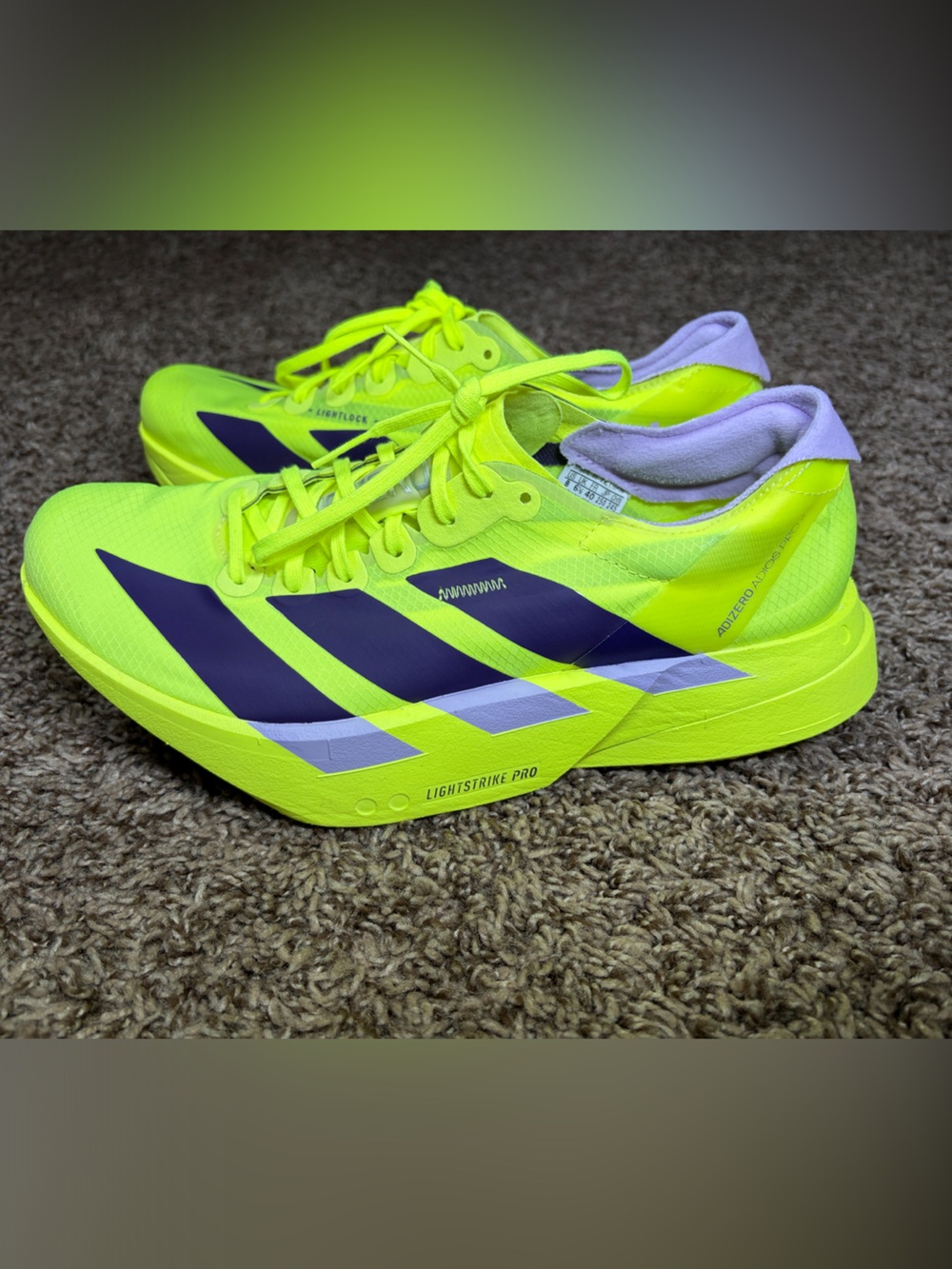 adidas ADIZERO ADIOS PRO 4 - Size 8